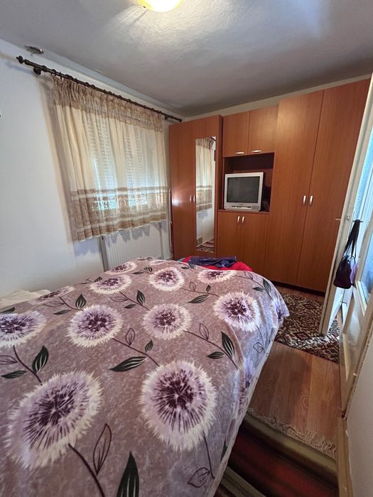 Vand apartament 2 camere