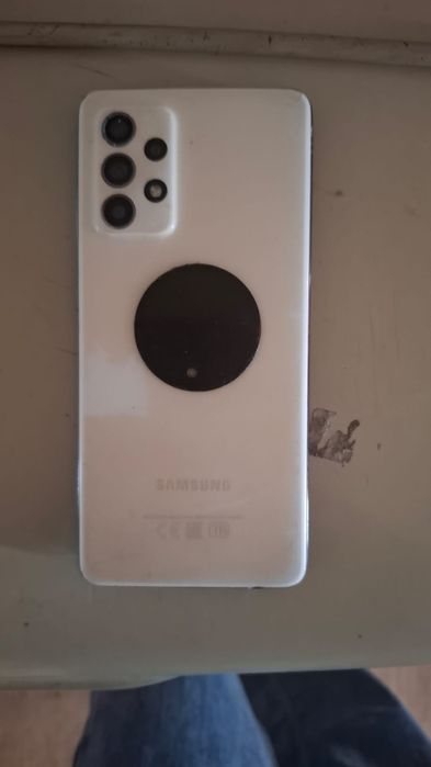 Продам телефон Самсунг а 52