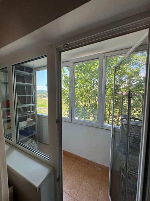 Apartament 3 camere de vânzare