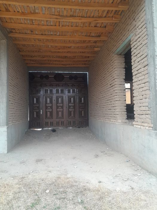 Uy sotiladi 16 Yuli vada zabordan utgandan keyin