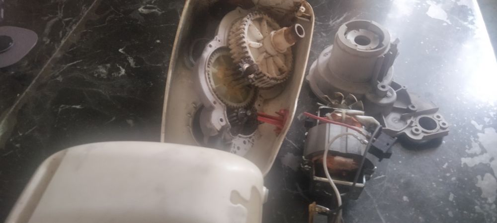 Продам мотор от мясорубки Мулинекс