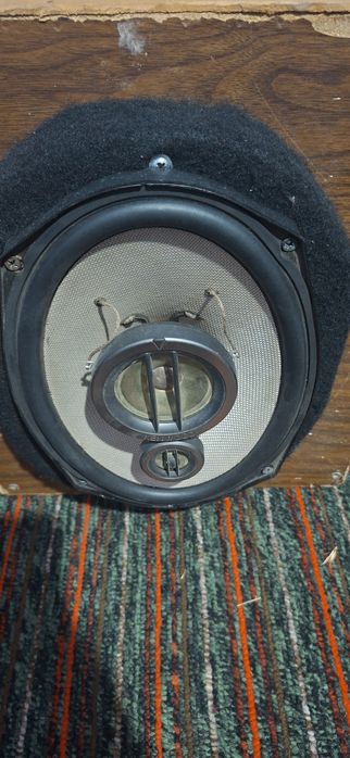 kamplekt akustika sotiladi narxi 200$