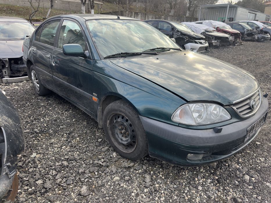Тойота Авенсис Toyota Avensis 1.6vvti 110кс 2002г На части!