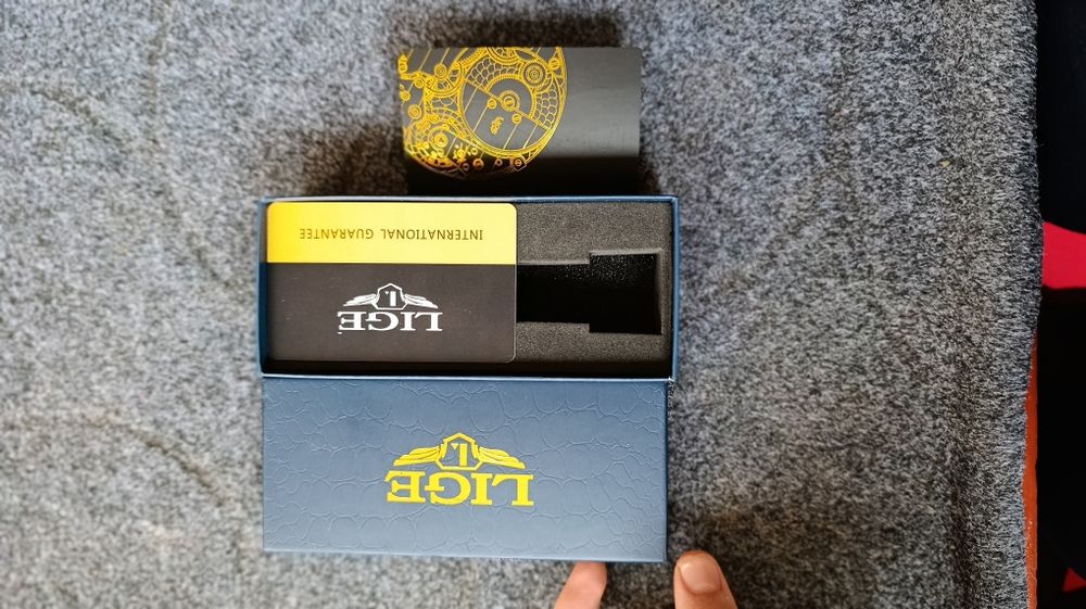 Lige soat yangi 2 oy boʻldi hech joyi qirilmagan