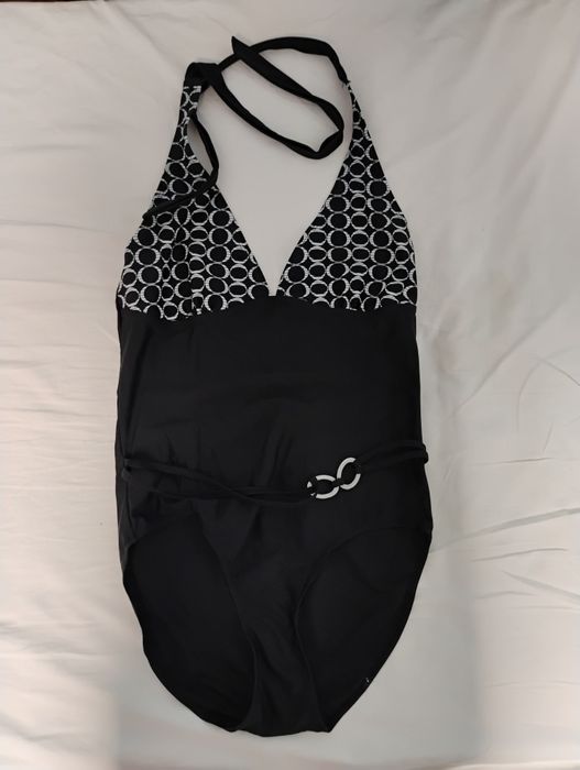 Дамски бански костюм