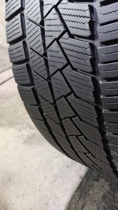 2бр. зимни гуми гуми 245/45/19 Continental Winter Contact TS 860, SSR,