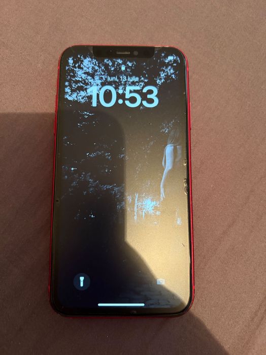 Iphone 11 Red 64 GB