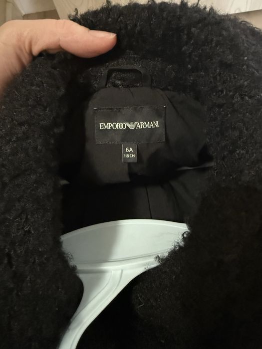 Продам пальто на девочку