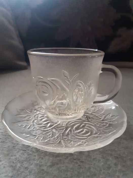 Сервизи от чаши