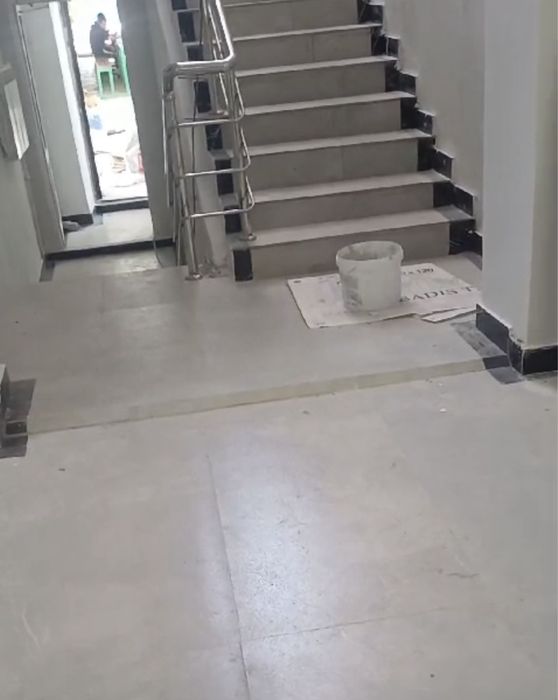 Кафельщик, укладка плитки