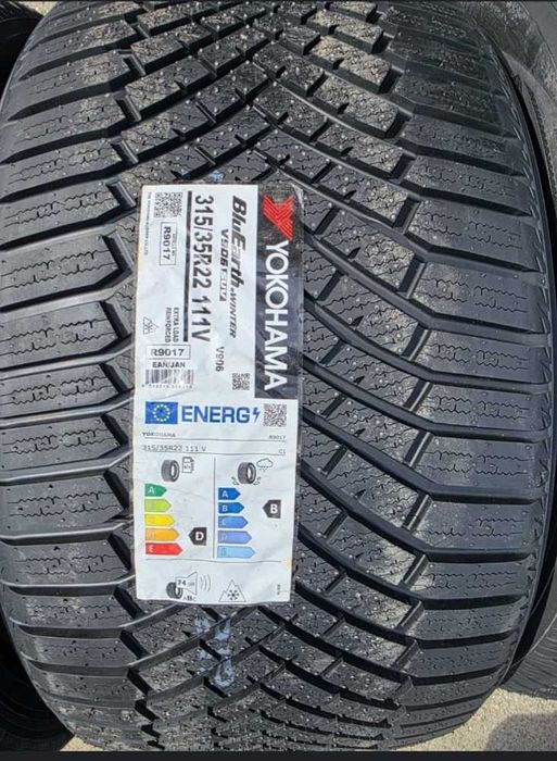 275 40 22 Anvelope noi Yokohama BluEarth Winter   315 35 22