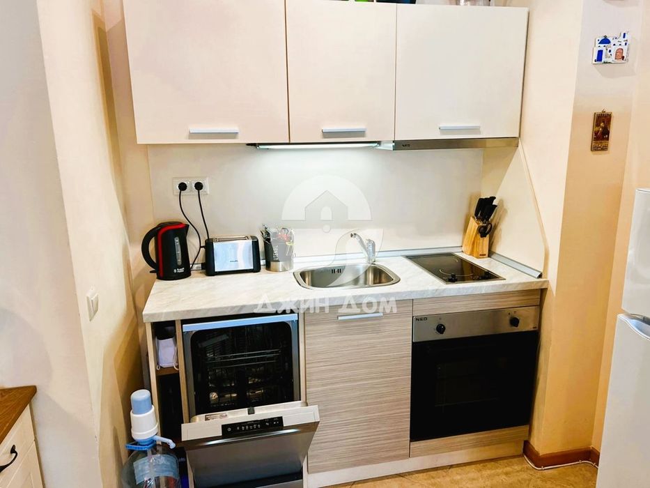 Продава се Двустаен апартамент в к.к. Слънчев бряг - 50 кв.м за 1460 €/кв.м - Снимка #4