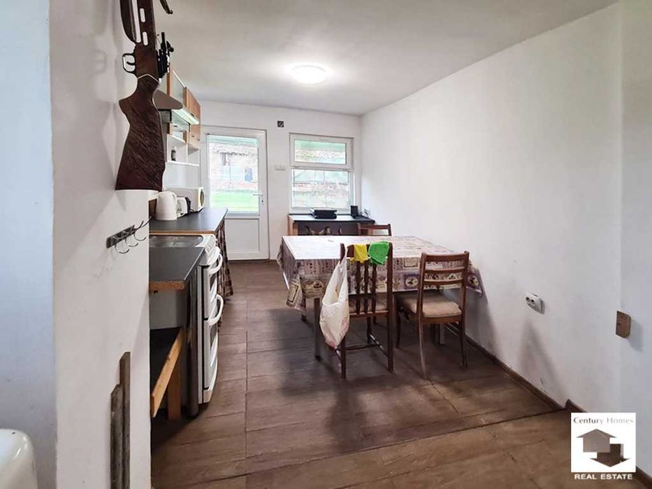 Продава се Къща в с. Червена, Област Велико Търново - 100 кв.м за 383 €/кв.м - Снимка #1