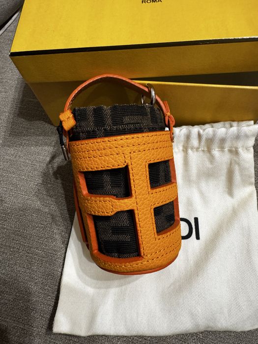 Мини чанта Fendi