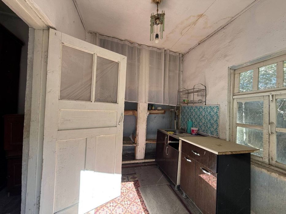 Tayyor 2.1 sotiqli hovli sotiladi