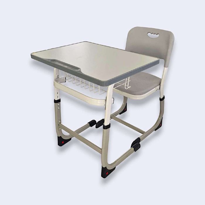 Двухместная школьная парта в Астане