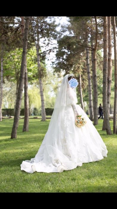 Срочно продам свадебное платье.