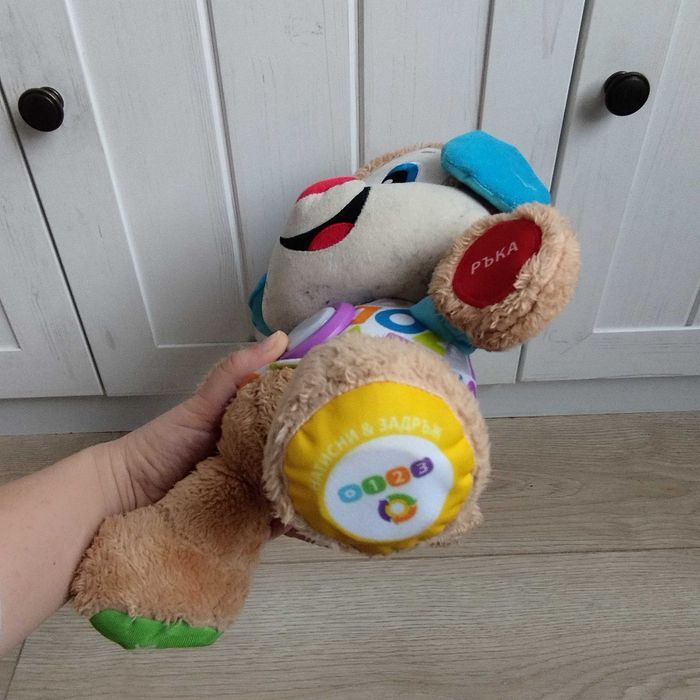 Ново кученце на Фишър Прайс на български език