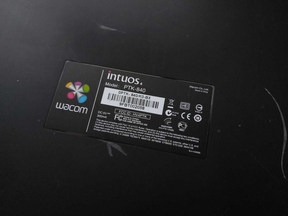 Tabletă grafică Wacom Intuos4 Large (PTK-840) – fără pen și cablu