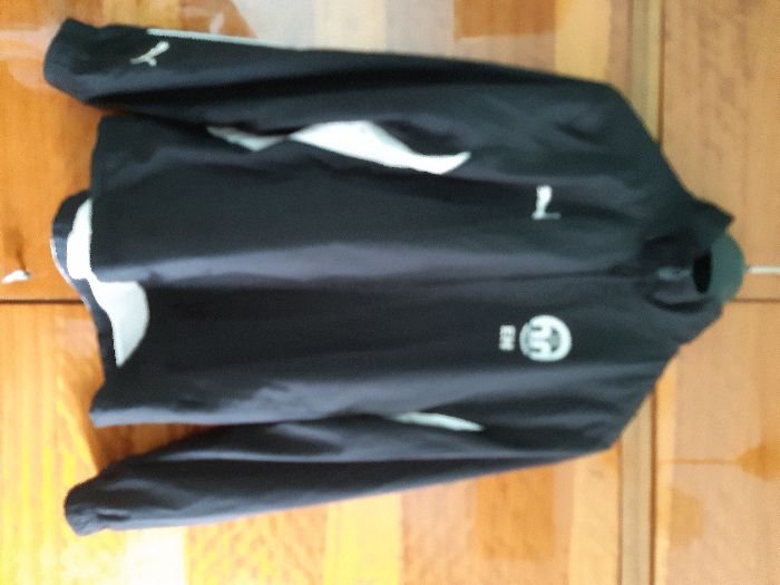 vand jacheta/geaca originala puma