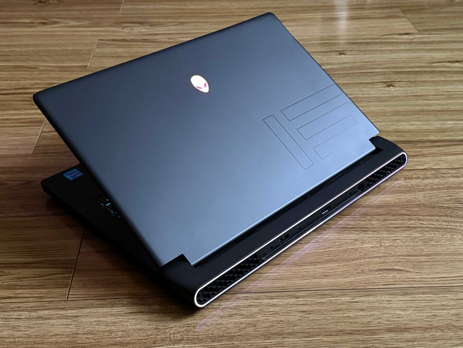 Alienware M15 R7`Core i7-12700H/Nvidia RTX 3080Ti-16GB/32GB DDR5/512GB ...