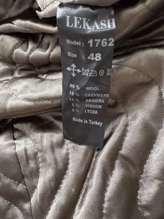 Продается женское пальто