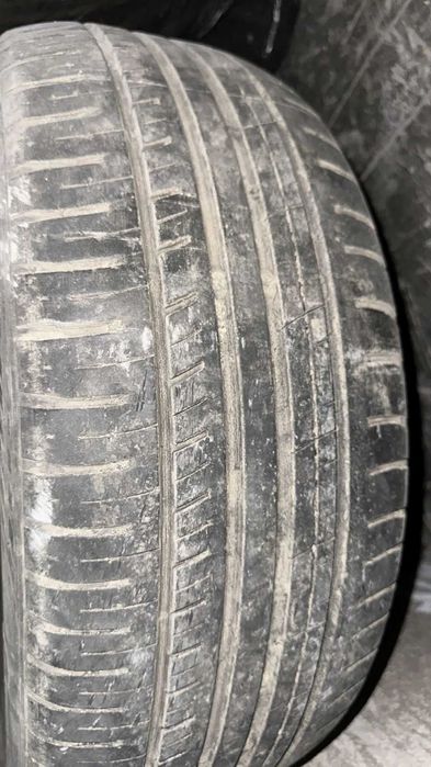 Шины для автомобиля.