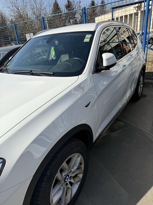Vand  X3, X Drive, Model X line 2015.