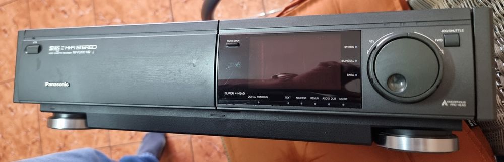 Linie , videorecorder S-vhs hifi stereo, Mc Cript PA940, CD, deck, tun