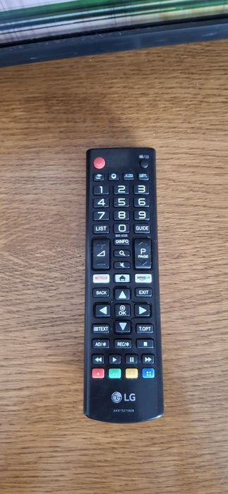 Urgent vând LG 43UK62 Smart TV 4K – ecran spart, funcțional