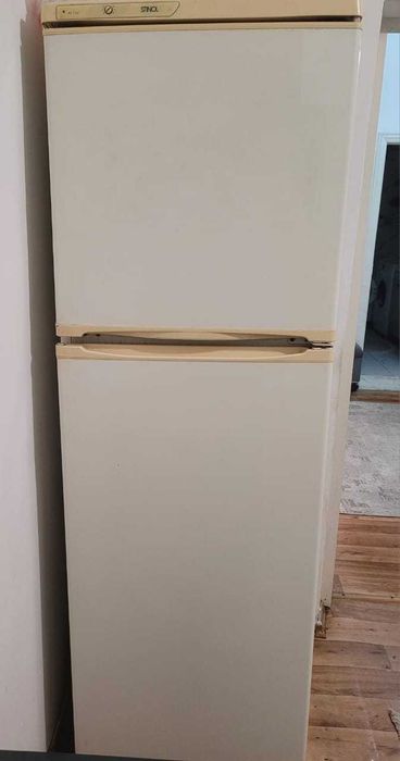 Холодильник Stinol в рабочем состоянии