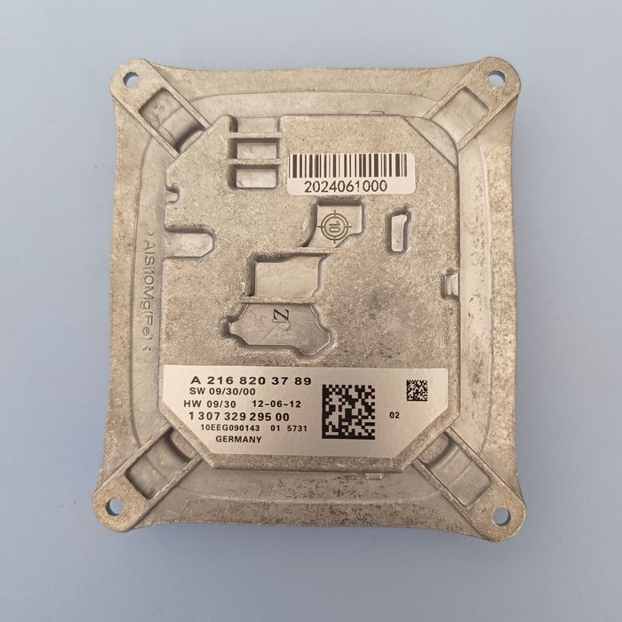 Баласт модул за фар/дневни светлини led на Mercedes W221 фейс 2009-