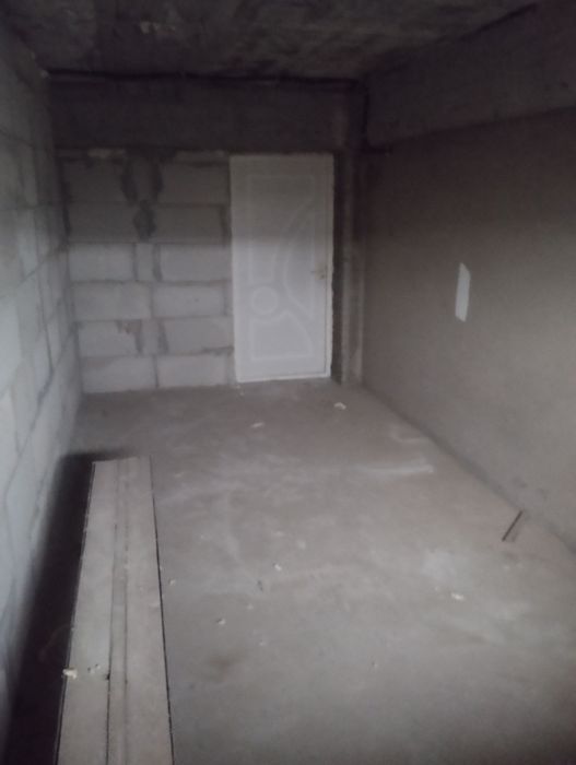 Aslomu alekom kvartira sotiladi