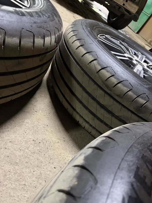 Комплект дисков с резиной Goodyear