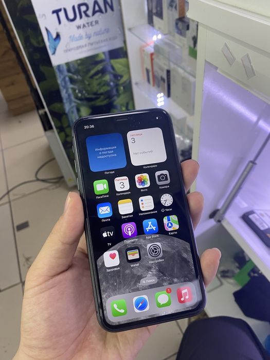 iPhone 11 в идеальном состоянии