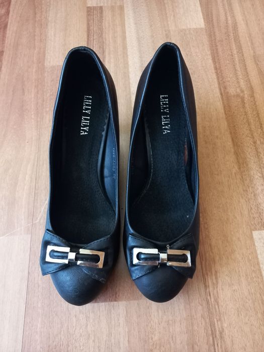 Дамски обувки на ток