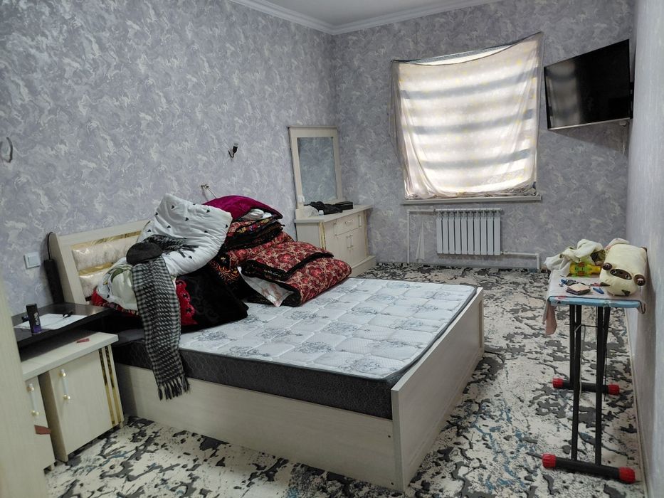 Uy bor zudlik bilan sotiladi 74 kv 2 xonali 37 300$ kami bor