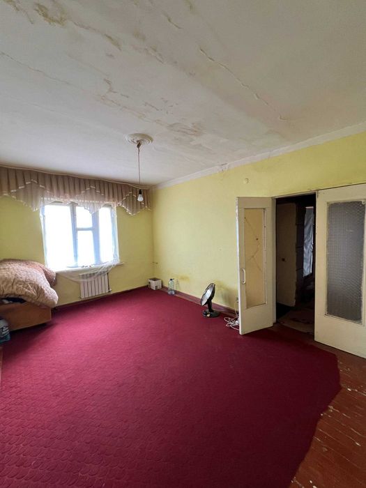 3х комнатная квартира без ремонта на районе Фрунзе