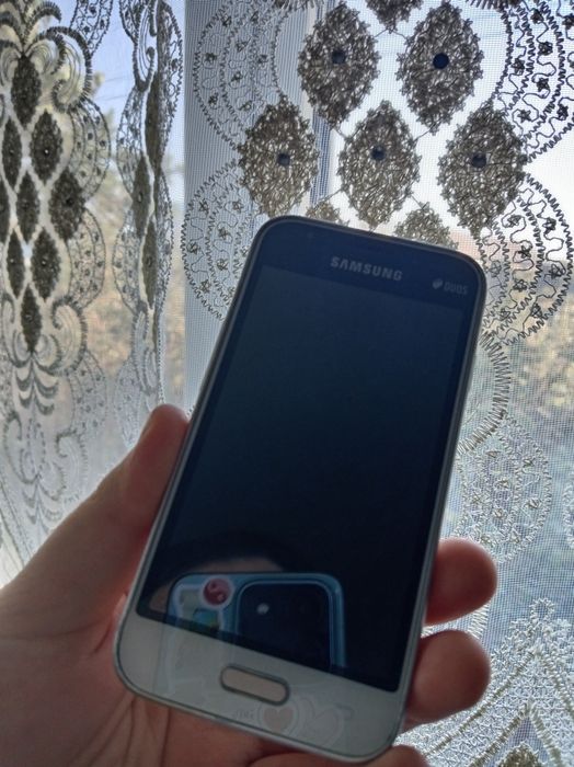 Продам Samsung j1 mini