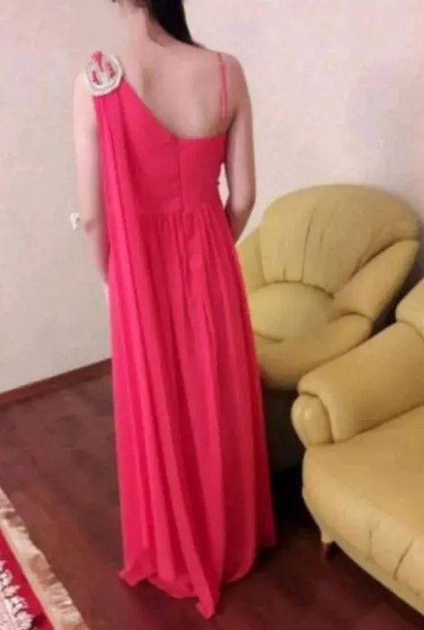 Продается вечернее платье