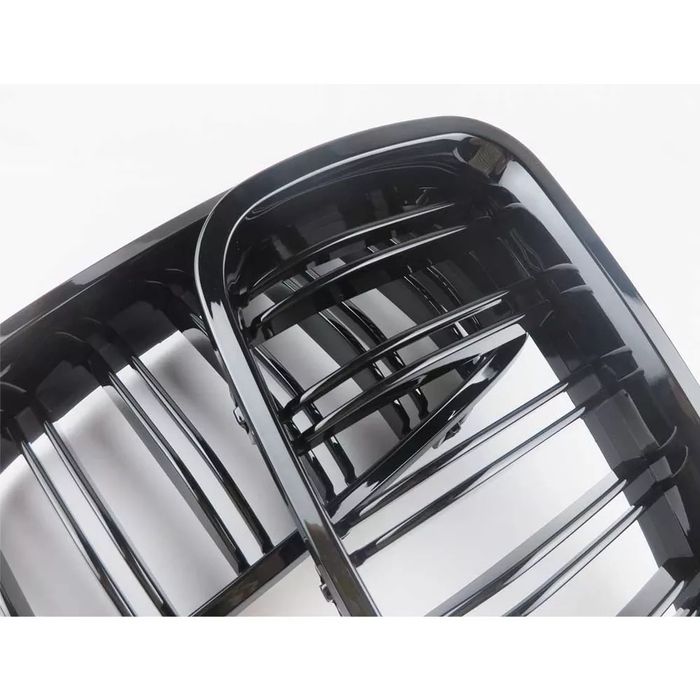 Grile duble BMW F10 F11 - finisaj negru lucios