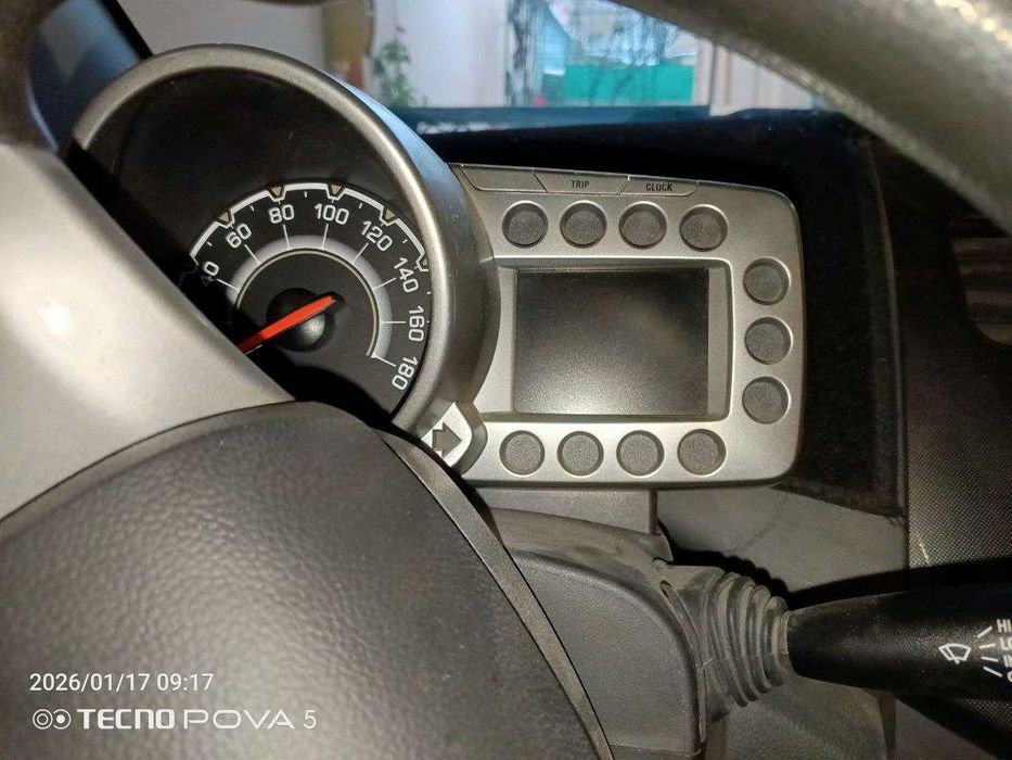 Продаётся свой автомобиль Chevrolet Spark.