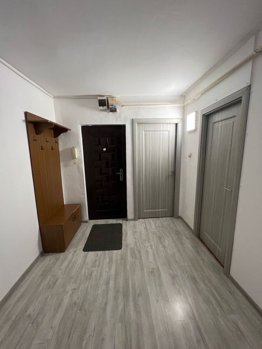 Închiriez apartament 2 camere zona  Soarelui