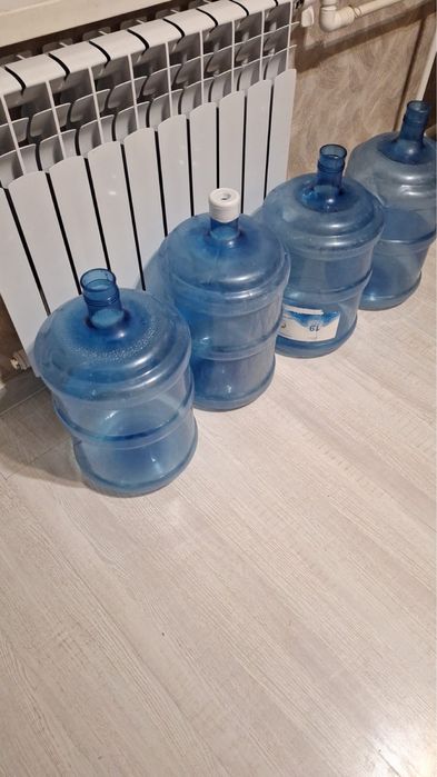 19 литровые бутылки