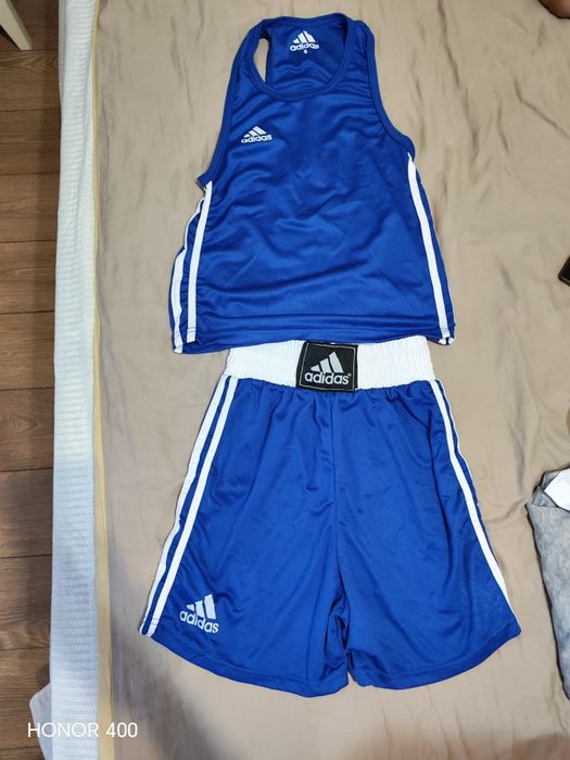 боксерска форма синего цвета