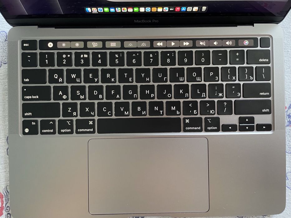MacBook Pro M2 8/256