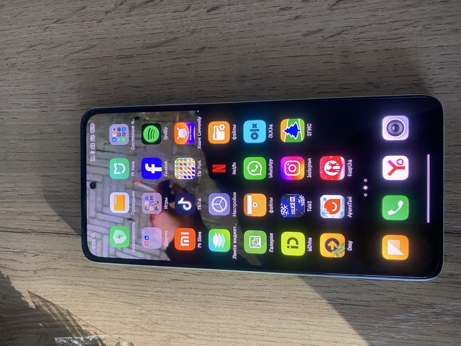 Продам  телефон новый