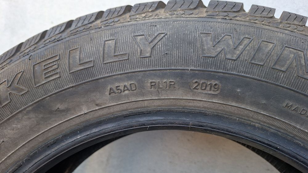 Зимни гуми 185 65 15 Kelly