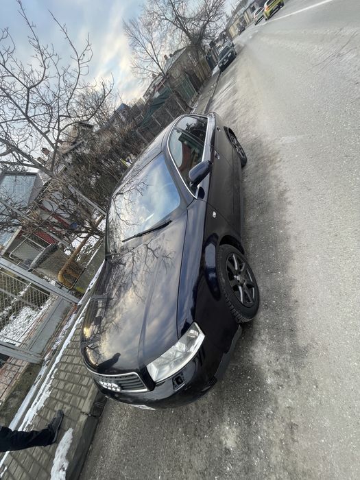 AUDI A4 2003 — imagine 2