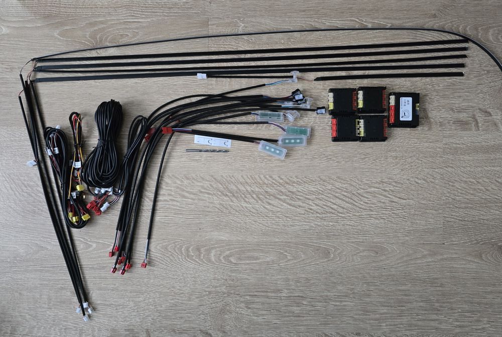 Kit Iluminare Ambientala  Premium 18 in1 LED Acrilic Lumini Ambientale